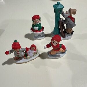 Lefton Holiday mini Figurine Set with Red and Green Accents skating